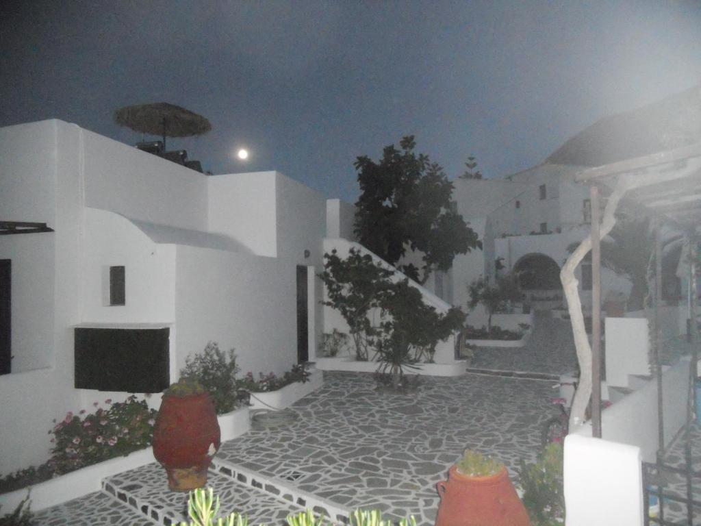 Apart Otel Ostria Kamári