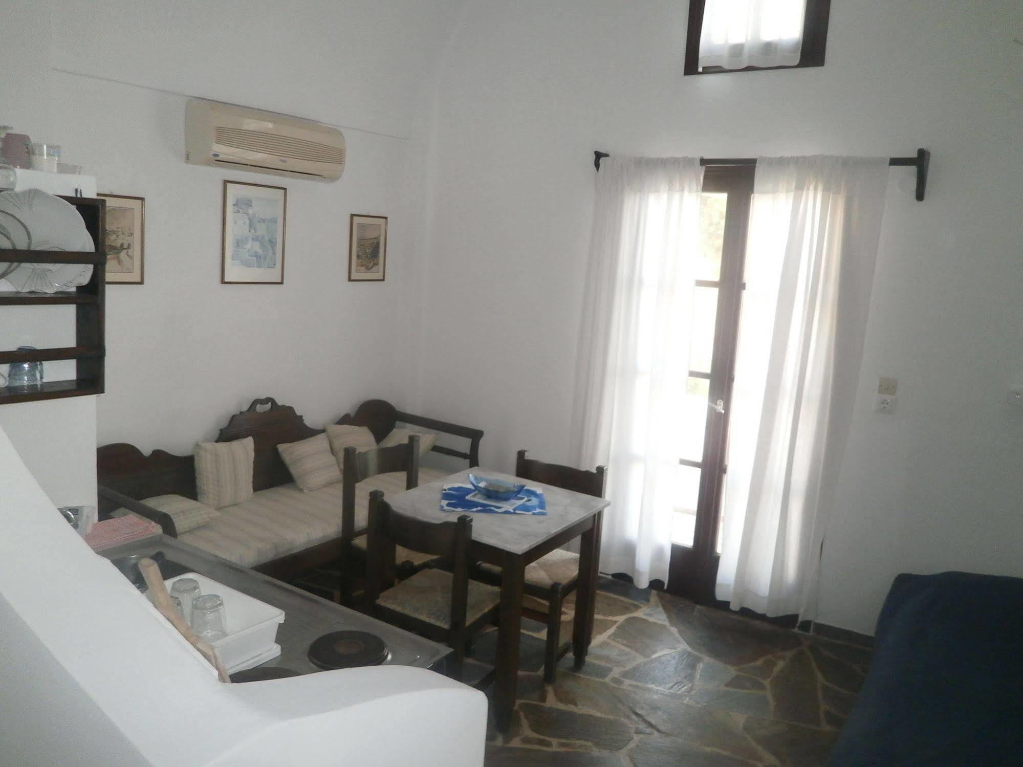 Ostria Aparthotel 3*